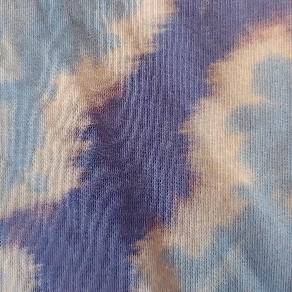 Bleach dyed tank top - Picture 6 of 6